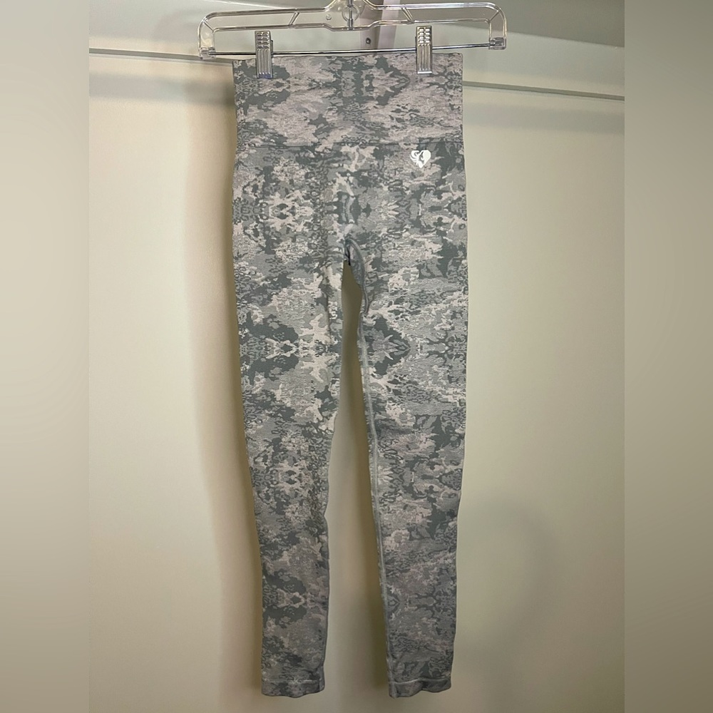 Women’s Best NEW Leggings XS